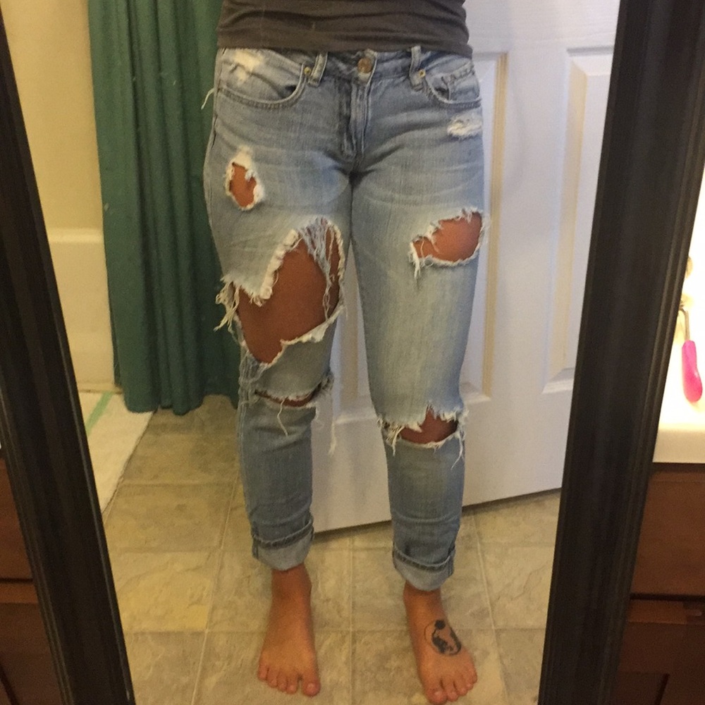 Garage distressed jeans